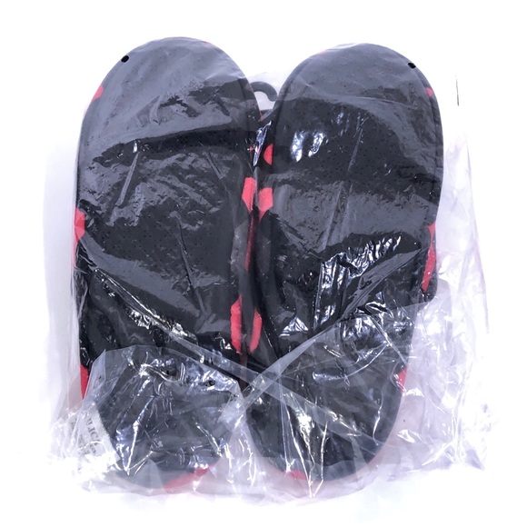 Harley Quinn Mad Love Red Black Argyle Print Slippers DC Comics Bioword NWT - Picture 6 of 9